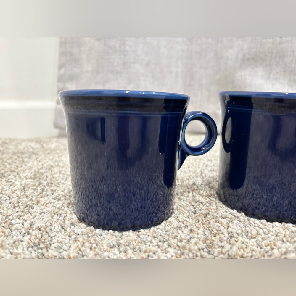 Set of 4 Vintage Homer Laughlin Fiesta Coffee Mugs/Tea Cups in Navy Blue, 1990s - Picture 6 of 14